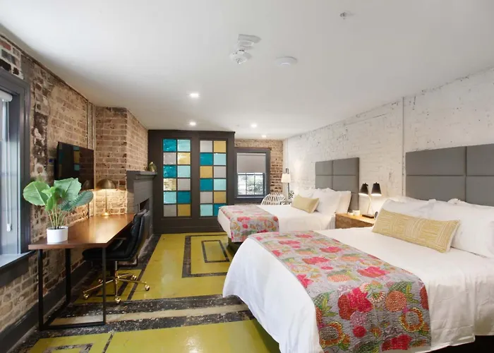 Double Queen Suite 1St Floor Boutique Hotel